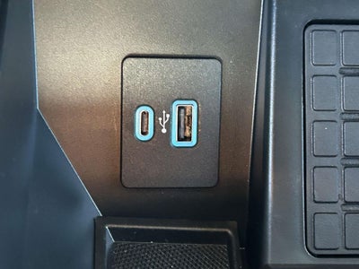 2023 Ford F-150 Lightning Platinum