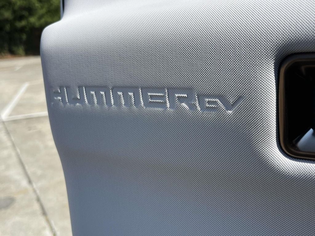 2025 GMC HUMMER EV 2X - Photo 17