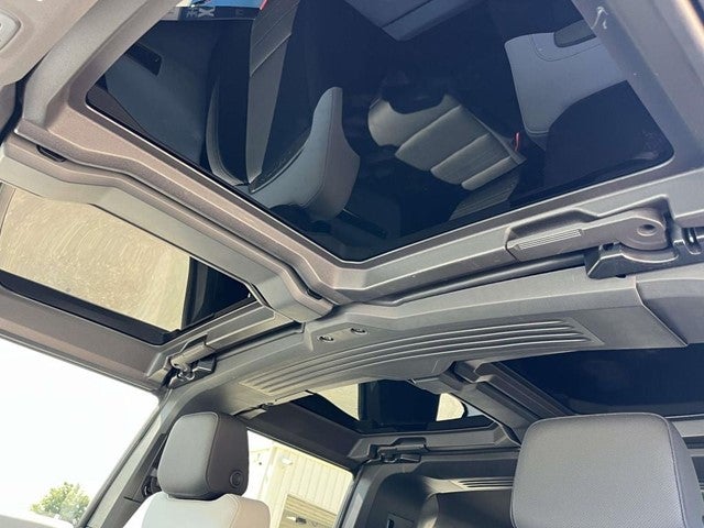 2025 GMC HUMMER EV 2X - Photo 50