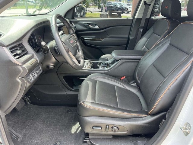 2021 GMC Acadia AT4