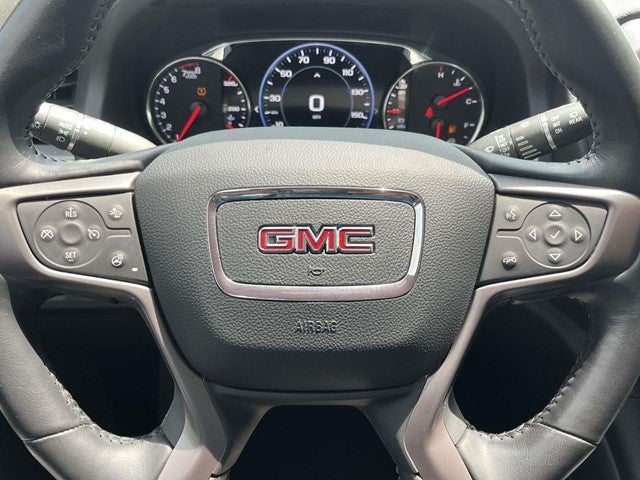 2021 GMC Acadia AT4