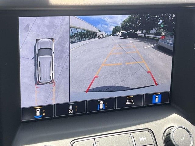 2021 GMC Acadia AT4
