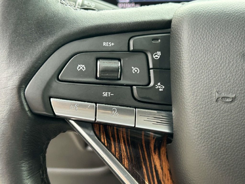 2022 Cadillac Escalade ESV Premium