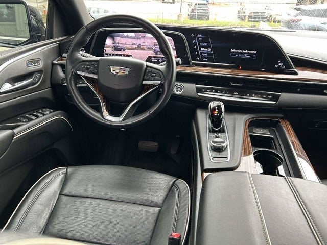 2022 Cadillac Escalade ESV Premium