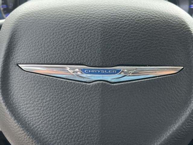 2020 Chrysler 300 Touring