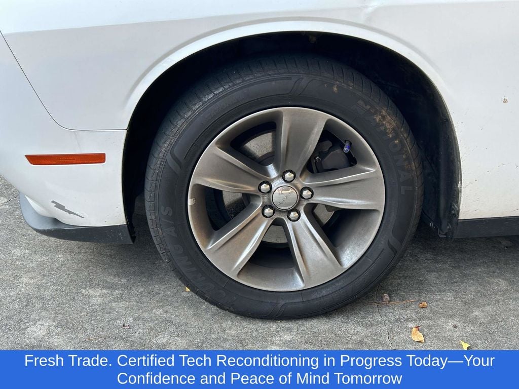2019 Dodge Challenger SXT