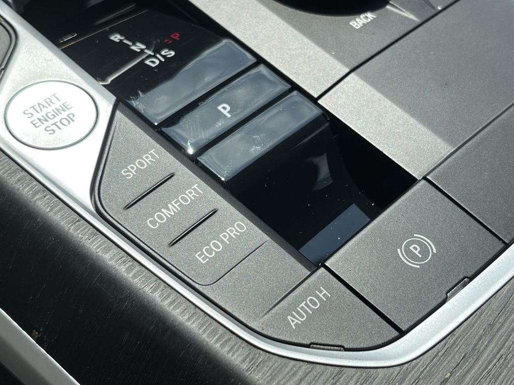 2023 BMW 3 Series 330i xDrive