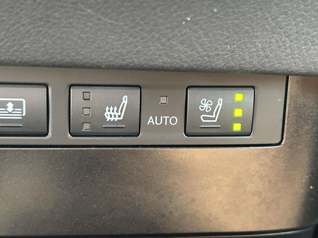 2023 Lexus ES 350 Ultra Luxury
