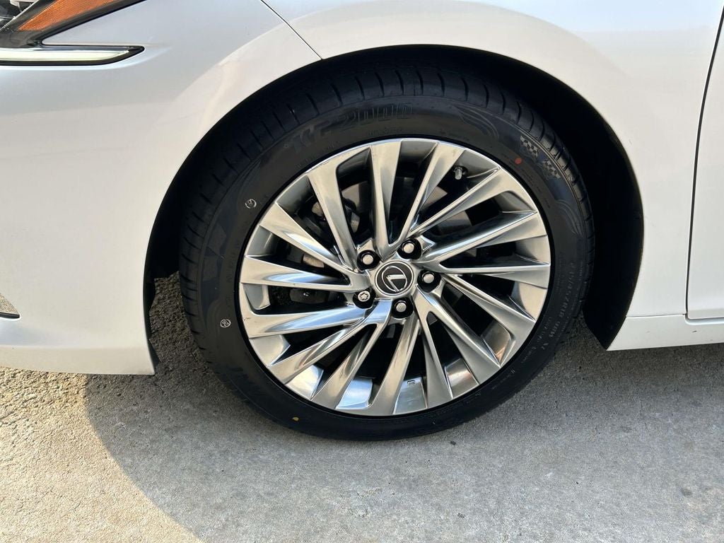 2023 Lexus ES 350 Ultra Luxury