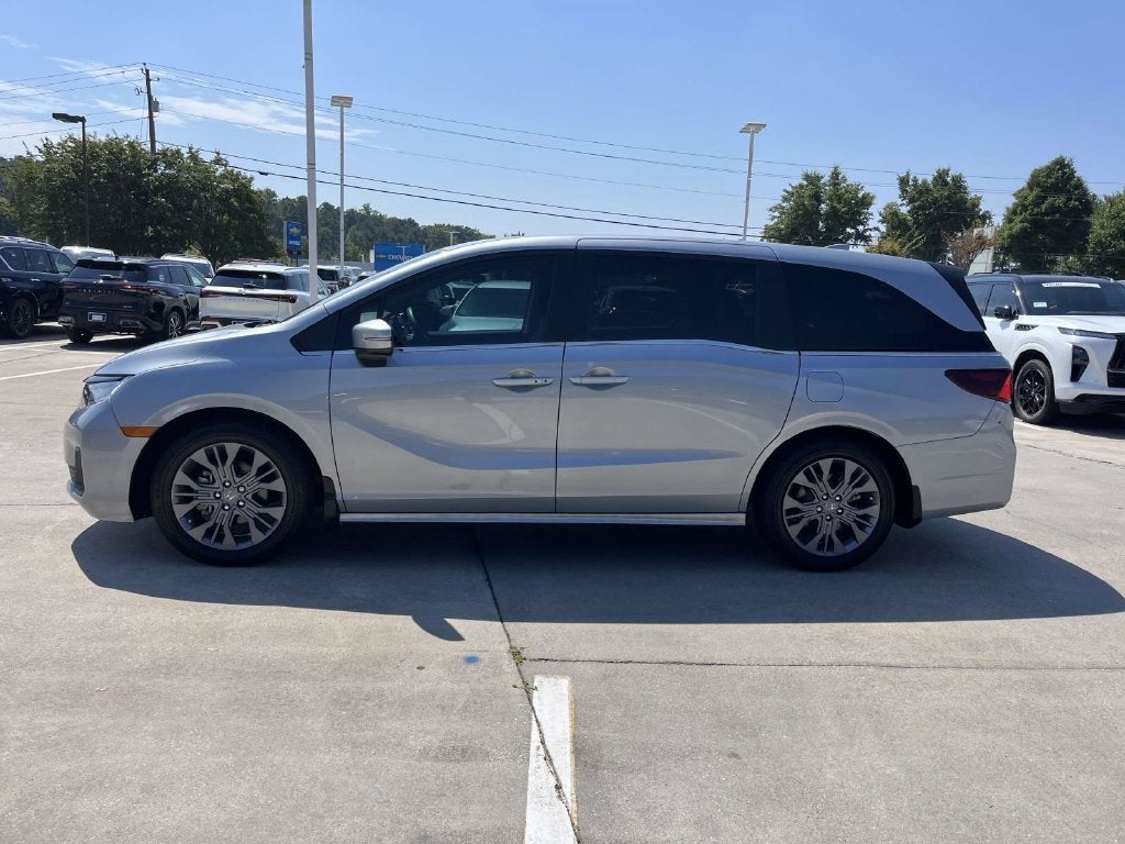 2025 Honda Odyssey Touring