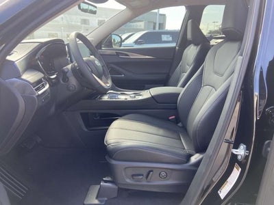 2027 INFINITI QX60 Luxe FWD