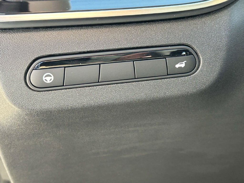 2027 INFINITI QX60 Luxe FWD