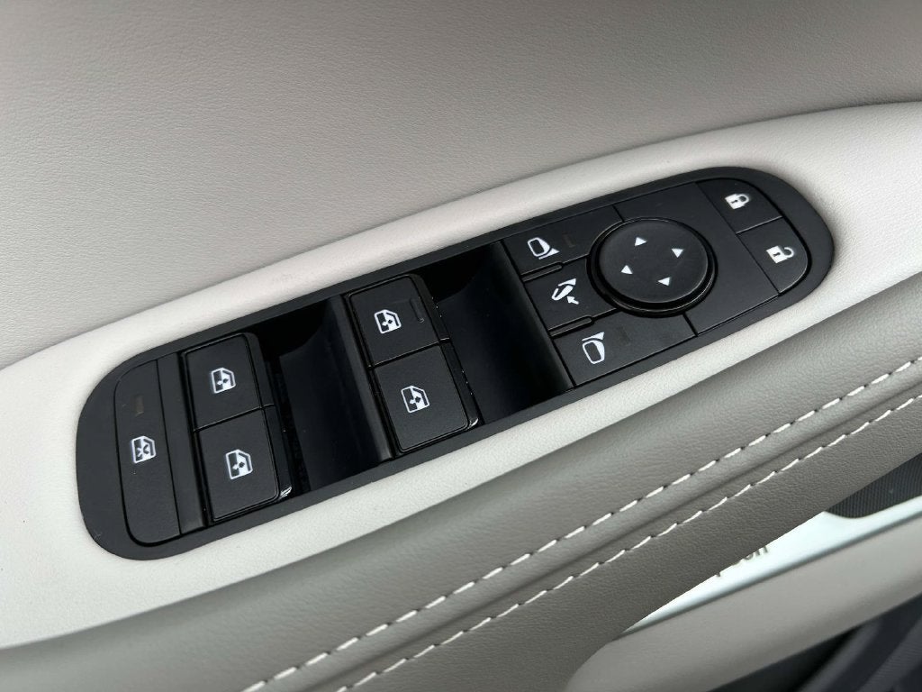 2027 INFINITI QX60 Luxe FWD