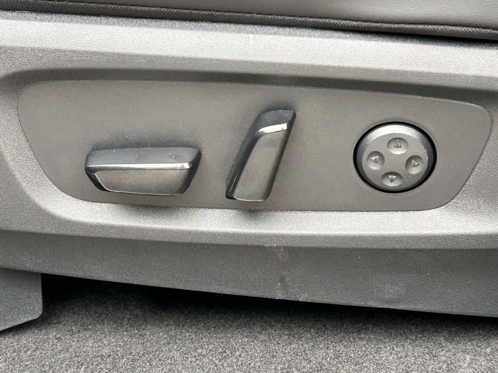 2027 INFINITI QX60 Luxe FWD