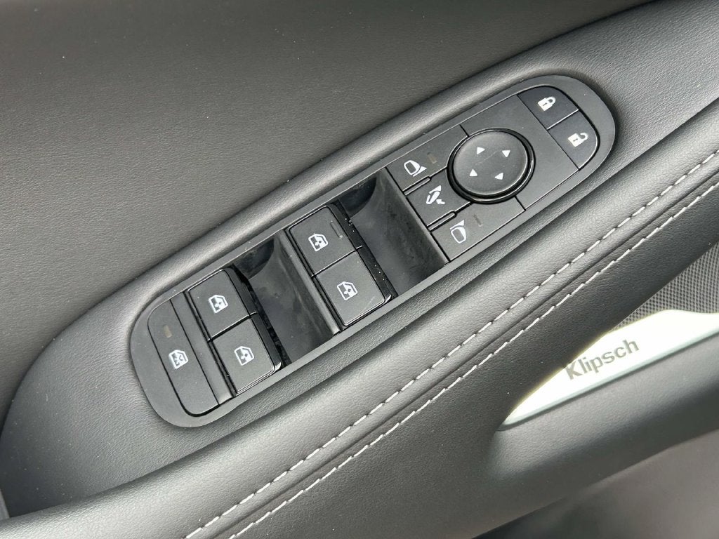 2027 INFINITI QX60 Luxe FWD