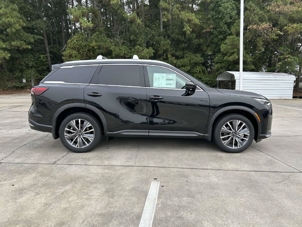 2027 INFINITI QX60 Luxe FWD
