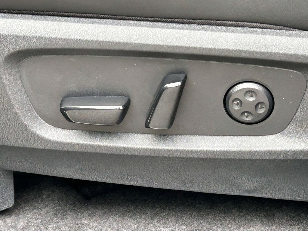 2027 INFINITI QX60 Luxe FWD