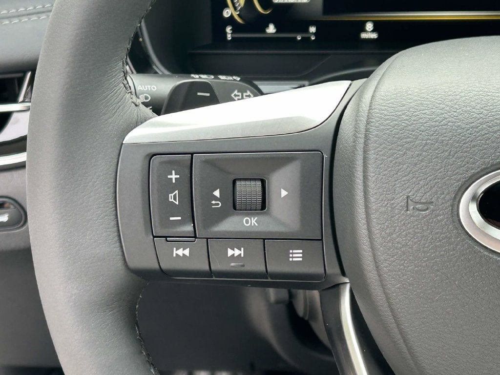 2027 INFINITI QX60 Luxe FWD