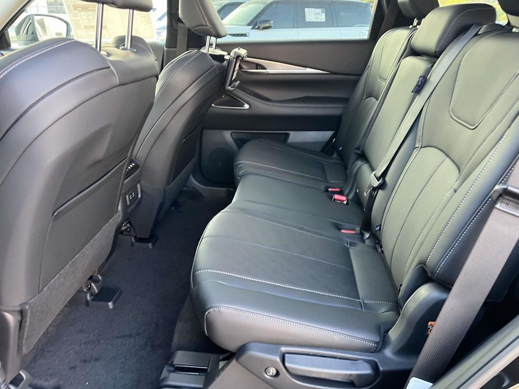 2027 INFINITI QX60 Luxe FWD