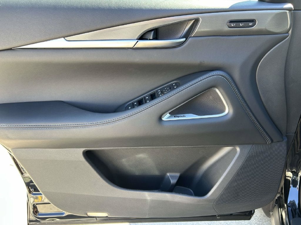 2027 INFINITI QX60 Luxe FWD