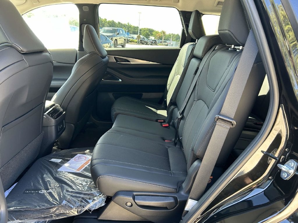 2027 INFINITI QX60 Luxe FWD