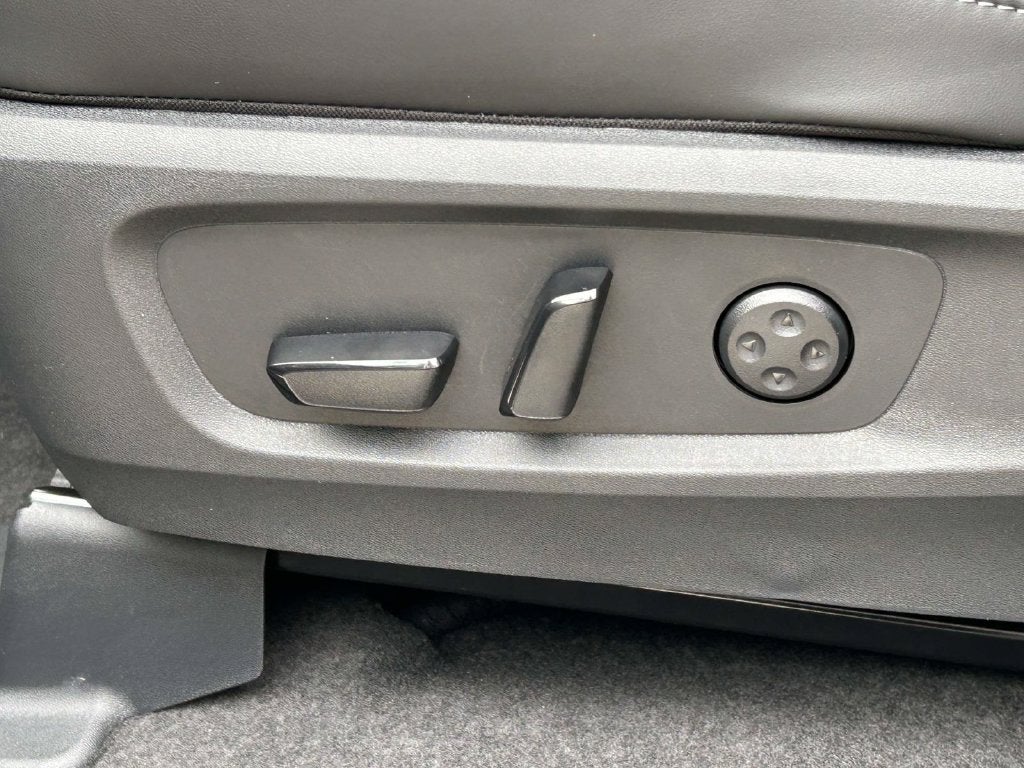 2027 INFINITI QX60 Luxe FWD