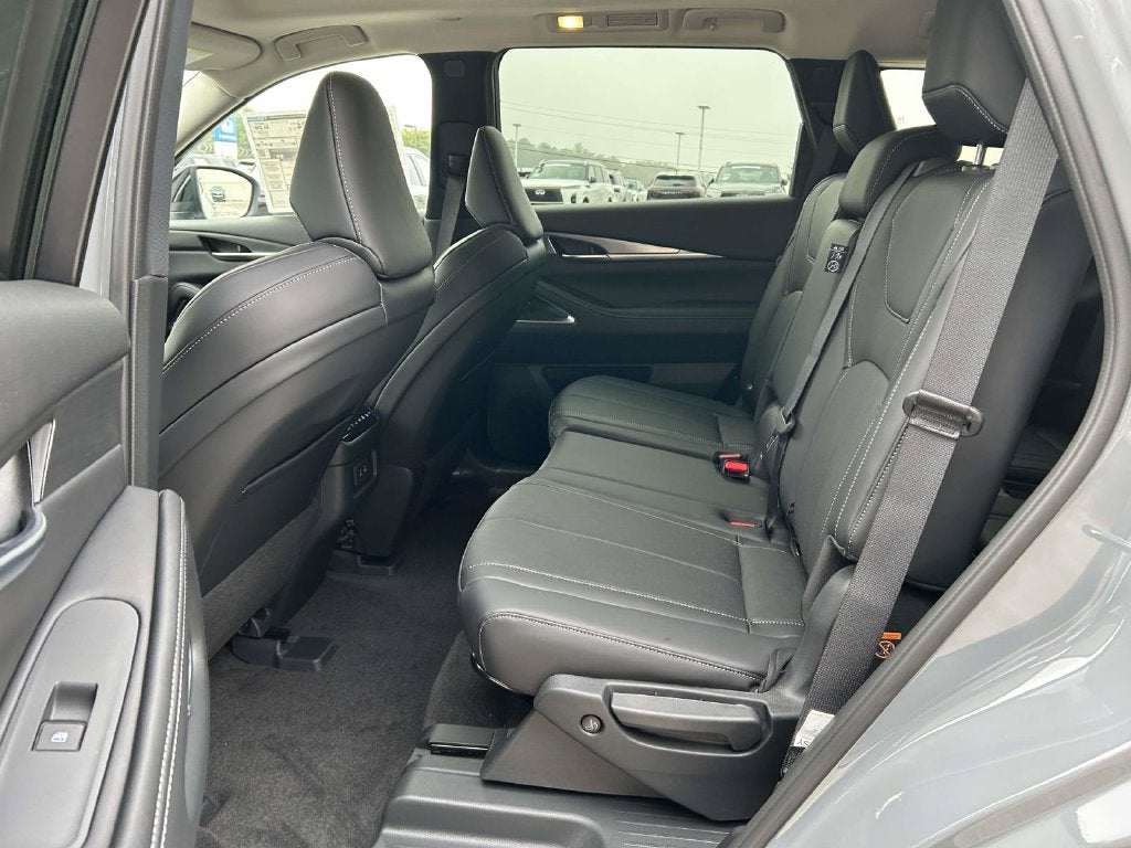 2027 INFINITI QX60 Luxe FWD