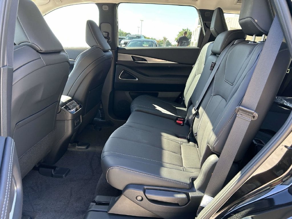 2027 INFINITI QX60 Luxe FWD