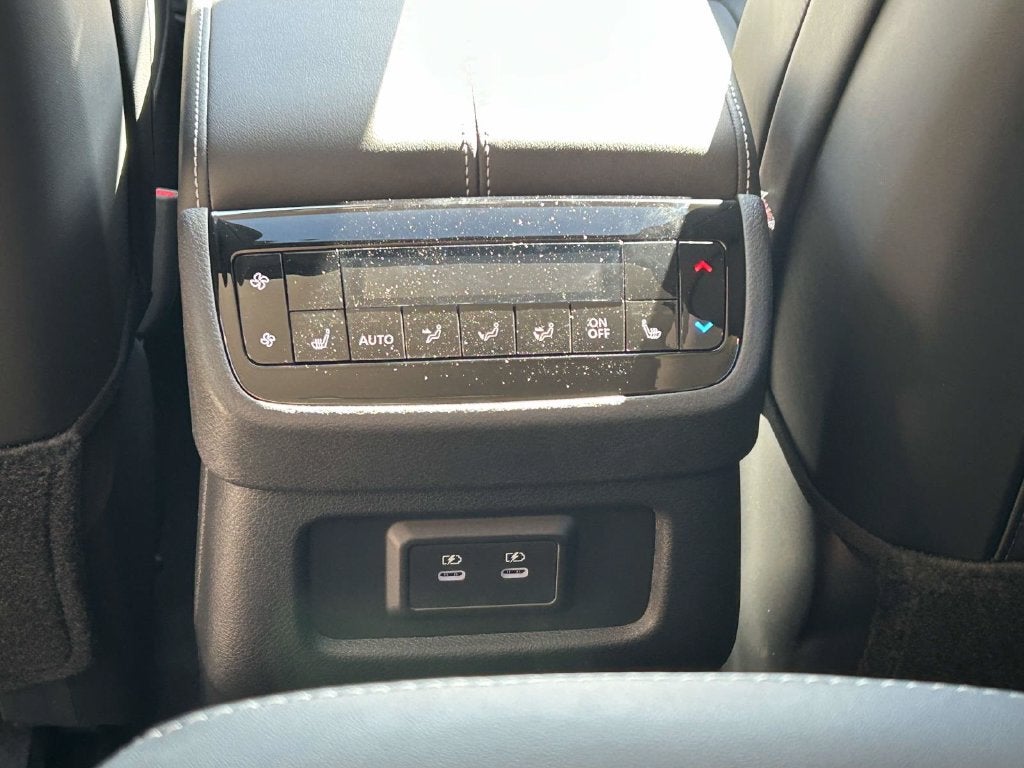 2027 INFINITI QX60 Luxe FWD
