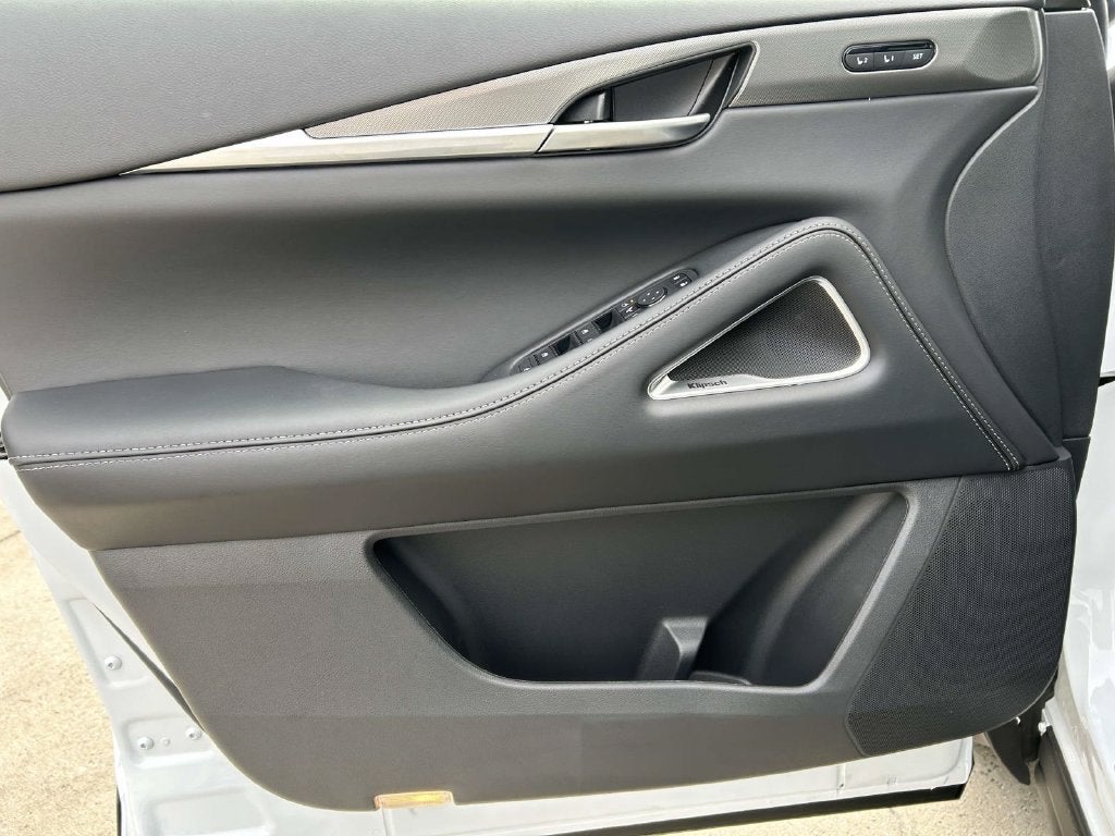 2027 INFINITI QX60 Luxe FWD