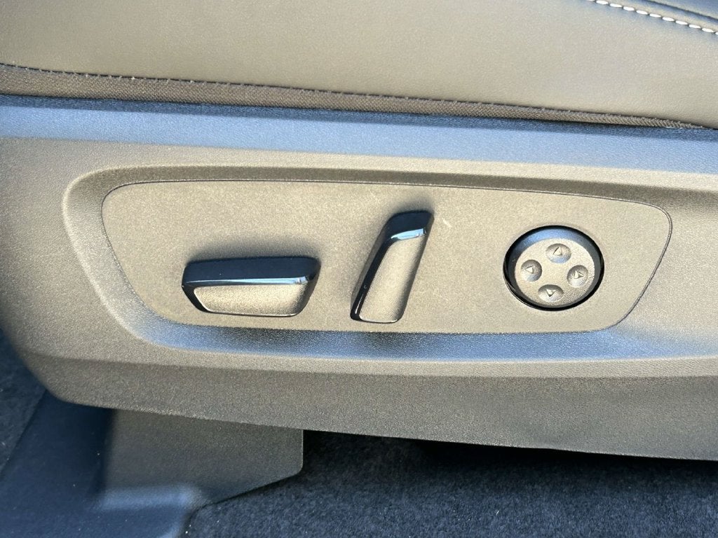2027 INFINITI QX60 Sport AWD