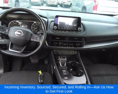 2025 Nissan Rogue SV