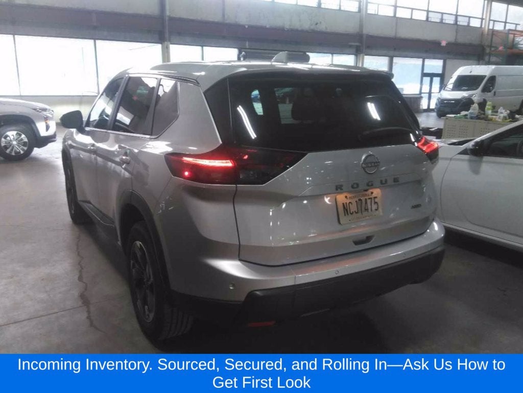2025 Nissan Rogue SV