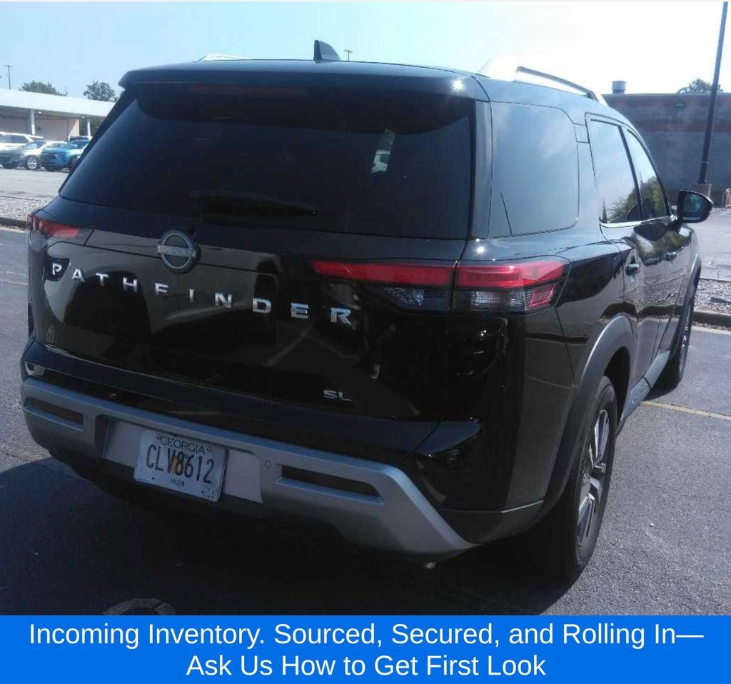 2025 Nissan Pathfinder SL
