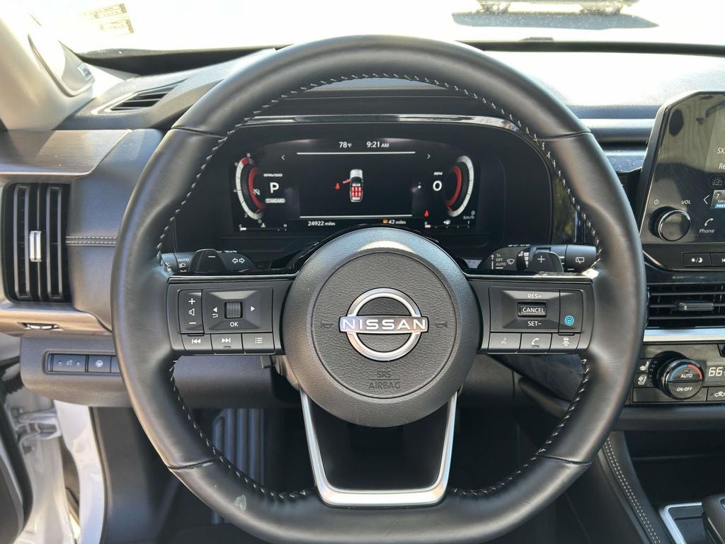 2025 Nissan Pathfinder Platinum