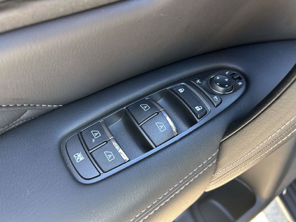 2024 INFINITI QX80 SENSORY 4WD