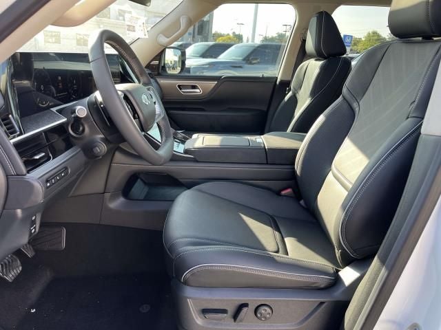 2026 INFINITI QX80 Luxe 4WD