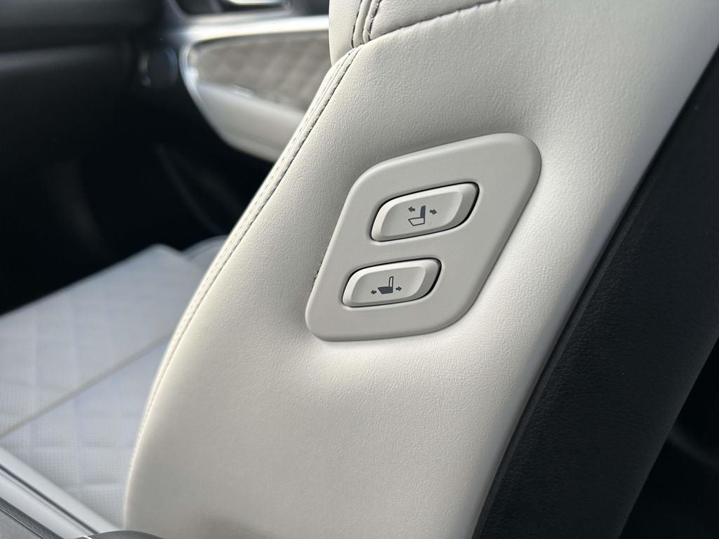 2025 Genesis G70 3.3T Sport Advanced