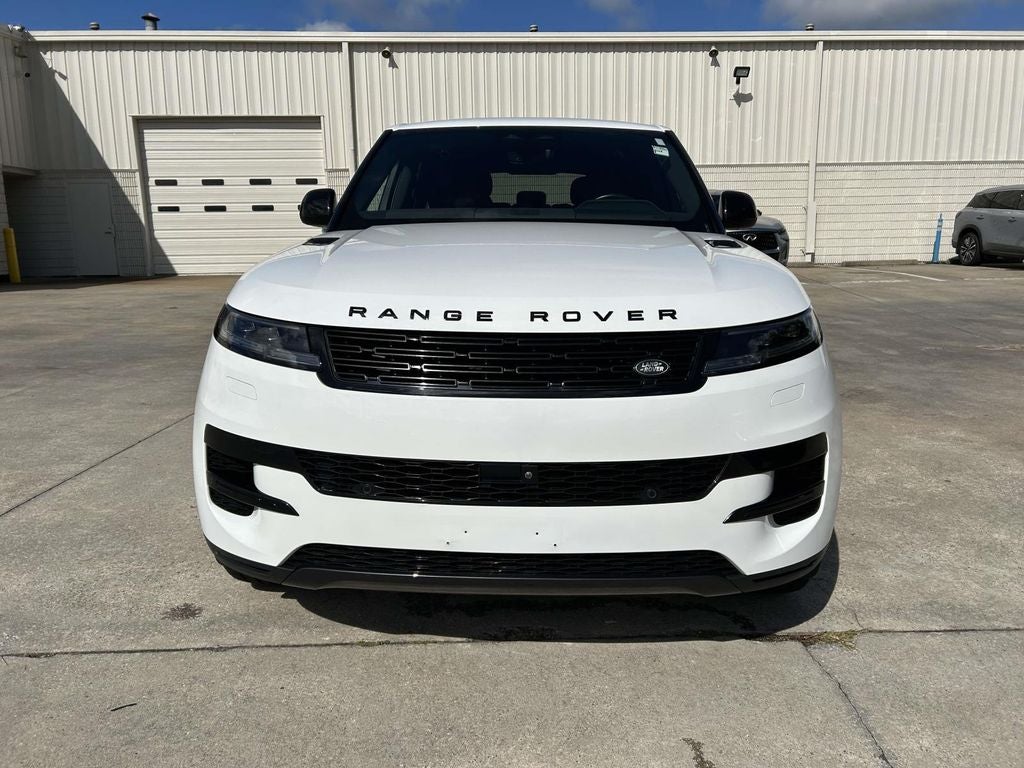 2025 Land Rover Range Rover Sport SE