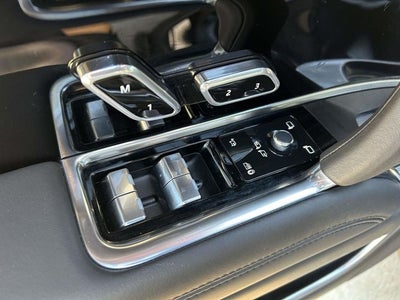 2024 Land Rover Range Rover SE