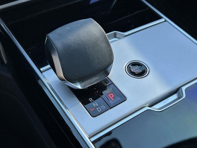 2024 Land Rover Range Rover SE