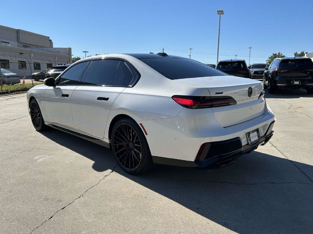 2024 BMW 7 Series 760i xDrive