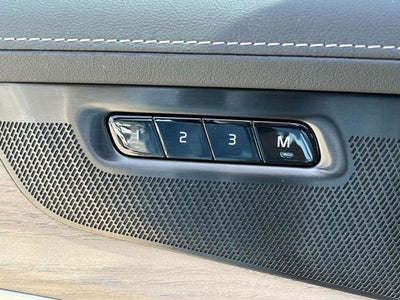 2025 Volvo XC90 B6 Plus 7-Seater 2025.5